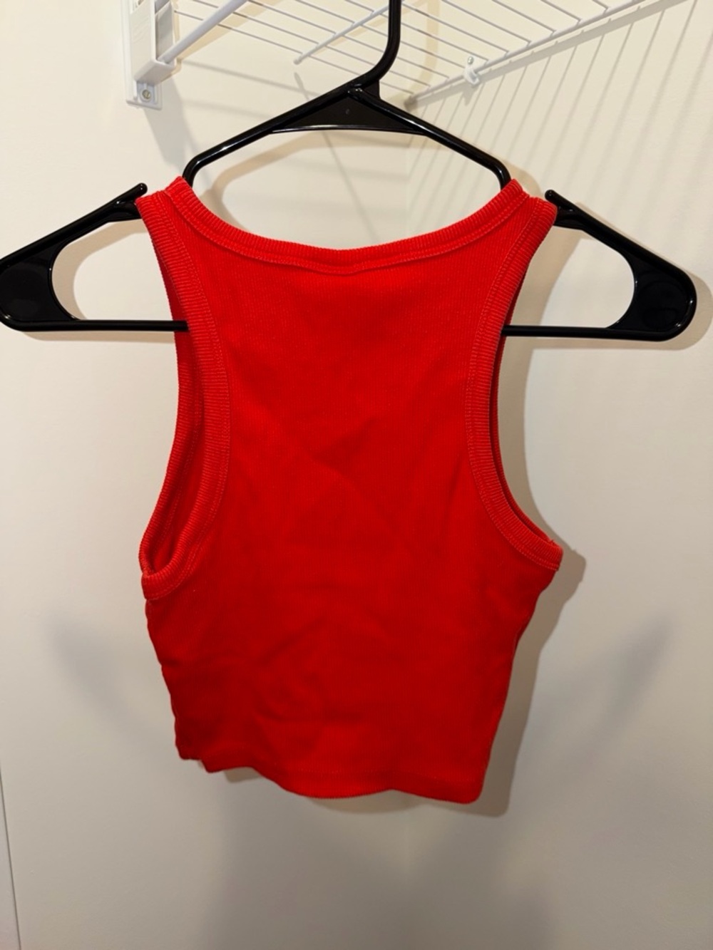 H&M Red Ribbed Cropped Tank Top - Picture 2 of 3